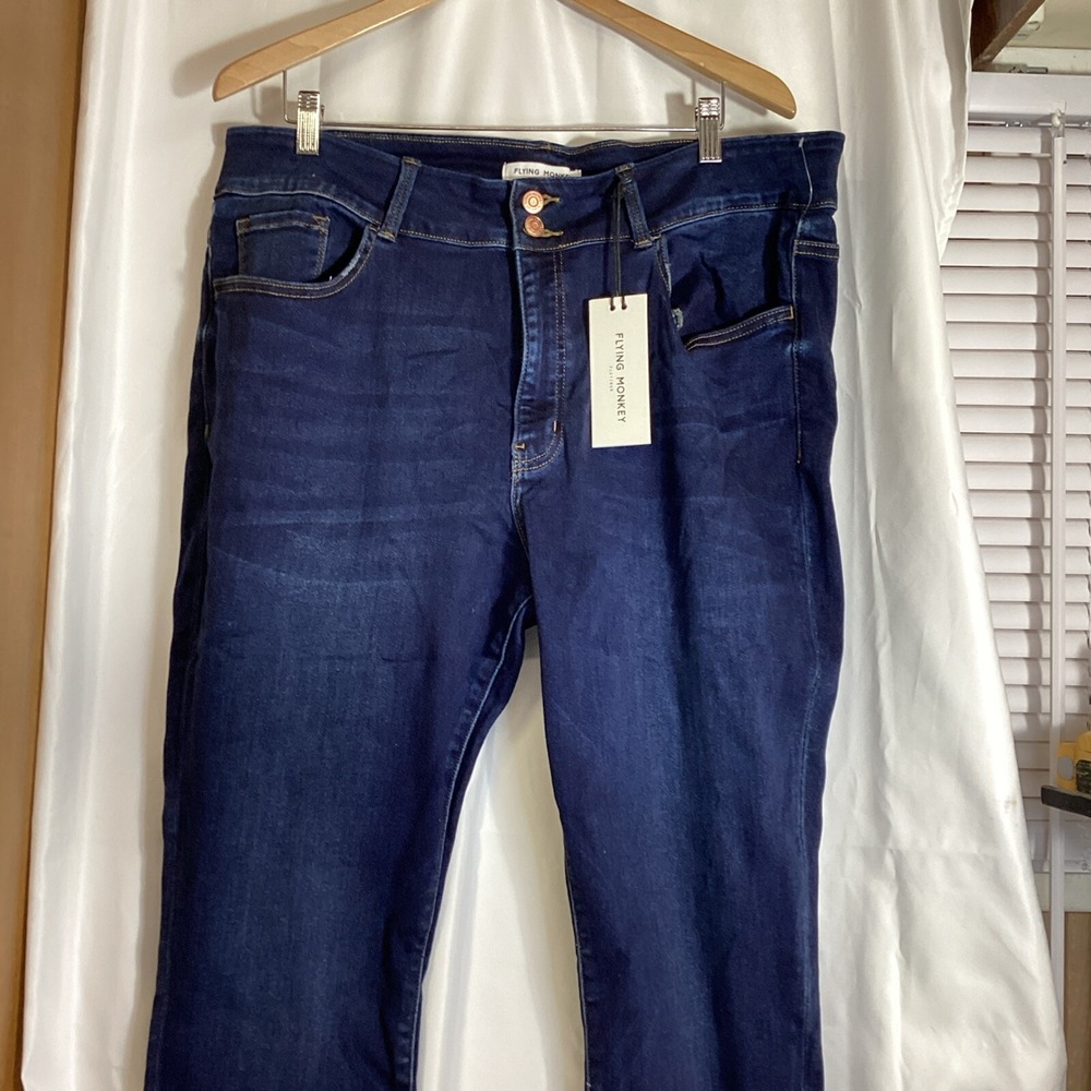 flying monkey mid rise stretchysize 24 jeans new with tags